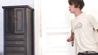 Raw Sexy Twink with Dildo Cum Showers!