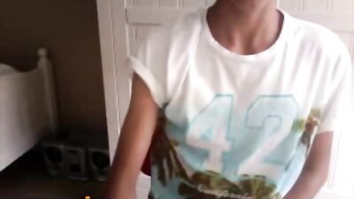 Young Webcam Boy: Gay Solo Porn Explosion