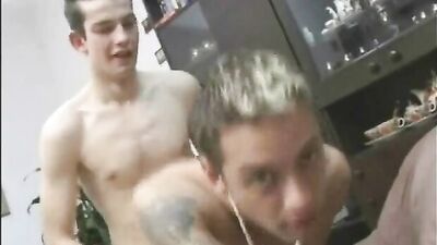 Gay Porn Snowball - Bareback Frenzy