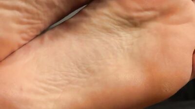 Gay Hot Stud Feet - The Ultimate Foot Fetish Experience!