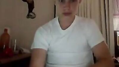 Hot Blonde Gets Sucked Off By A Muscular Guy In The Gym