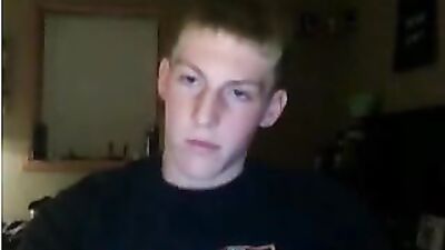 Young Jocks Hardcore Cumshot: Horny Amateur in the Bedroom!