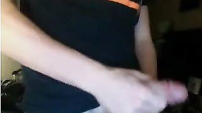 Young Jocks Hardcore Cumshot: Horny Amateur in the Bedroom!