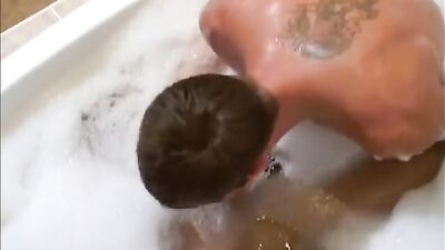 Nice Fuck in the Bath: Gay Porn for Men Seeking Same Sex Action