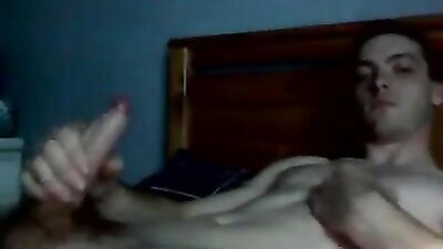 Amateur Big Cocks Cum Shots - Wank before bed!