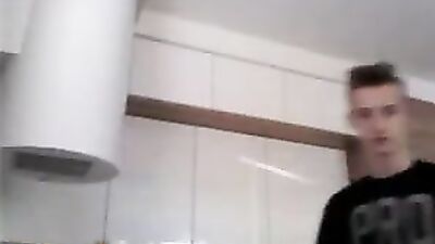 Home Alone: An Amateur Solo Web-Cam Experience - Gay Porn