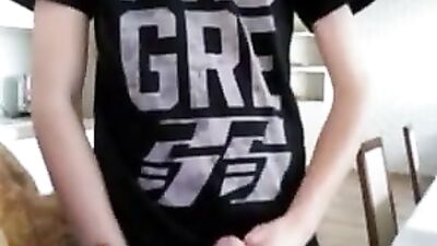 Home Alone: An Amateur Solo Web-Cam Experience - Gay Porn