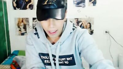 Experience Smooth Play with Hot Colombian Boy in Latino Cum Shots and Handjob!