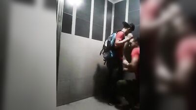 Banheirãpo: The Ultimate Gay Beach Orgy