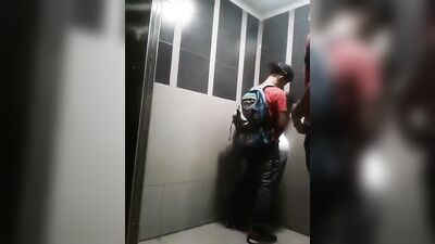 Banheirãpo: The Ultimate Gay Beach Orgy