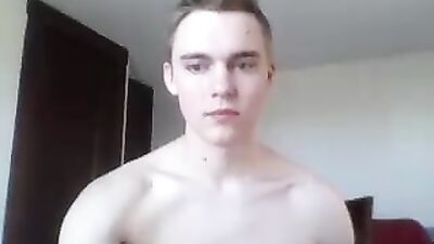 Stud Shoots Another Huge Load: Big Cocks Action Amateur Gay Porn Video