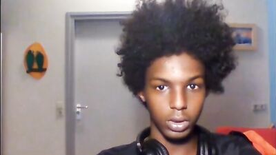 Black Solo Amateur Curvy - Exploring Gay Desires on Cam!