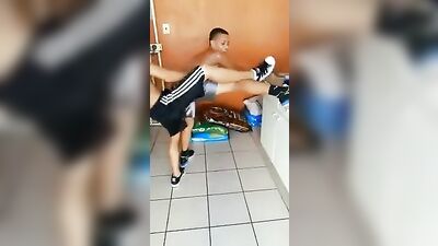 Senculers Bisexual Bareback Action - A Gay Porn Video with Exciting Twists!