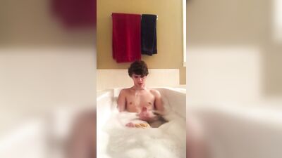 Alans Steamy Soak: A Gay Bathhouse Adventure