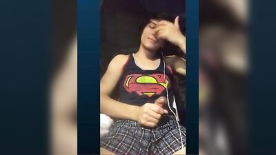 Handsome Strangers Amateur Cum Shots & Handjob Delight!