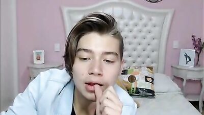 Santinos Cooperative Cum - A Gay Porn Video for the Lusty and Passionate!