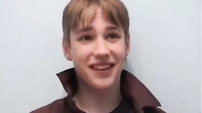 Cumming Fingers: Cute Blonds Anal Eruption!