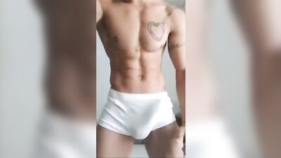 Big Cock Latin Cumshot William Ricardo: A Gay XXX Adventure!