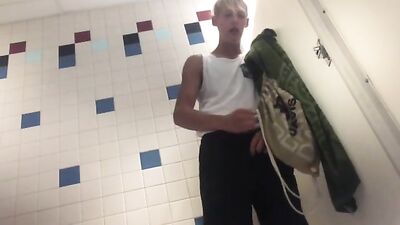 Tennis twink caught jerking