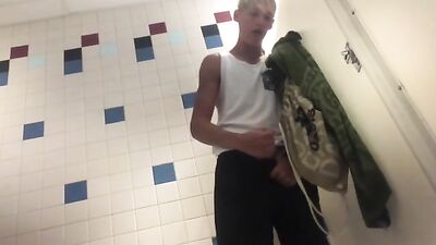 Tennis twink caught jerking