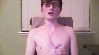 Shyboyleo_cum