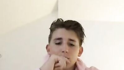 UK, Cute Boy With Big Cock, Round Smooth Ass On Cam