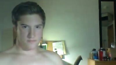 2 Shy Guys - Web-Cam Gay Porn Video - Focus on the hot action with sexy men!