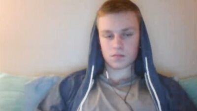 Wanking my Big Dick: An Amateur Oral Sex Adventure