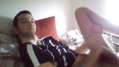 HornyPerv2018 jerking his 7 Inch cock and cumming