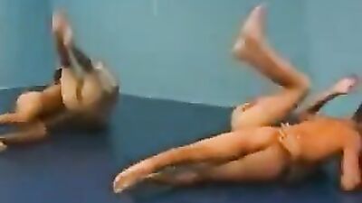 Fun Muscle Boys Naked Fight: Who Will Win?