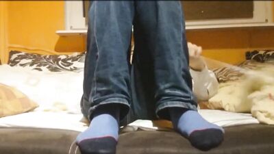 Gay Porn Foot Fetish Feature - Des Ados Playing with Their Feet