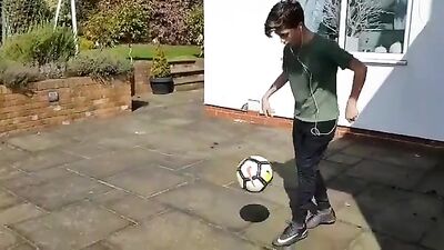 Horny Jocks Fucking in the Locker Room - Gay Porn