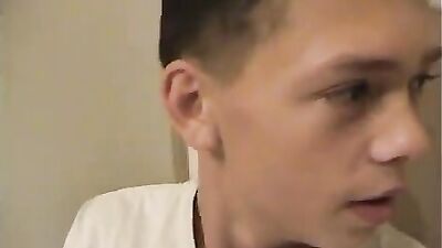 Mikes Nice Boys: Bareback on Bed (Gay Porn)