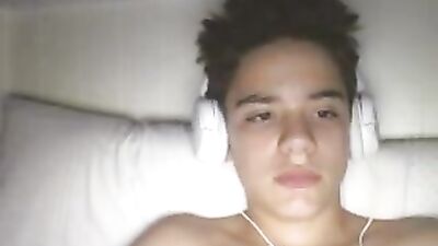 Wanna see a hot solo web-cam show from a sexy boy with a nice ass?