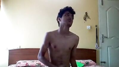 Indian Schoolboy Cumshot Frenzy: Gay Porn with Amateur Asian and Uncut Excess