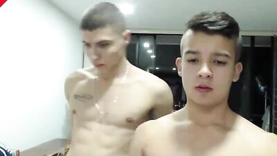 Amateur Cum Shots Handjob - Raw Threeway on Cam 10373