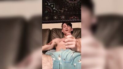 Young stud cums buckets