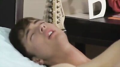 Schoolboys do it Bareback 2