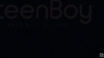 Emoboys Flipflop: Hardcore Bareback Cum Shots.