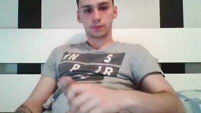 Newly Discovered Webcam Thick Dick Shooter Cumming on Cam