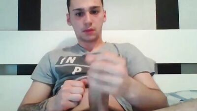 Newly Discovered Webcam Thick Dick Shooter Cumming on Cam