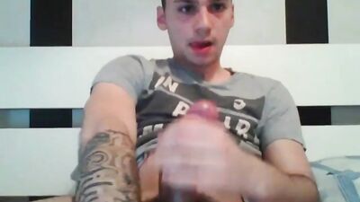 Newly Discovered Webcam Thick Dick Shooter Cumming on Cam