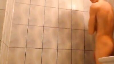 Young Romanian Twink Naked - Amateur Web-Cam Show
