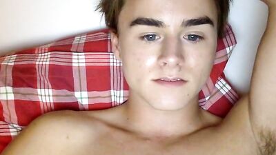 Raw & Rough Sex with Handsome Twinks in the Bedroom!