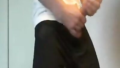 Big Dicks & Hardcore Fucking - HugeDickedBoys.com