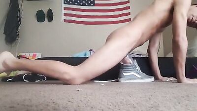 Big Dicked Twink with Flight =============================