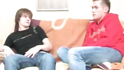 Fuck In The Bathroom: Twinks Wild Bareback Adventure