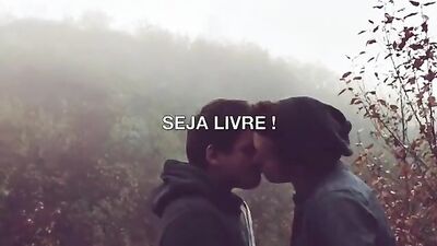 Love Without Borders: A Slide Show of Gay Romance