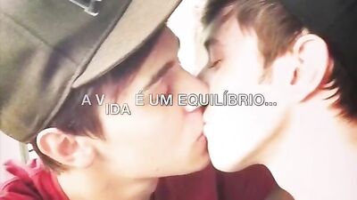 Love Without Borders: A Slide Show of Gay Romance