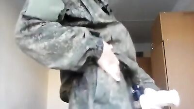 Russian Soldiers Cum-a-thon: Double Load in One Minute!